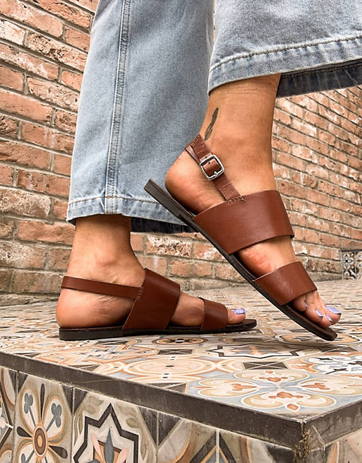 Ansigt opad forretning ligegyldighed Vagabond Tia cross strap leather flat sandals in cognac | ASOS
