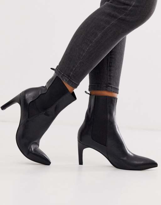 Champagne fuldstændig Retouch Vagabond Whitney black leather heeled ankle boots | ASOS