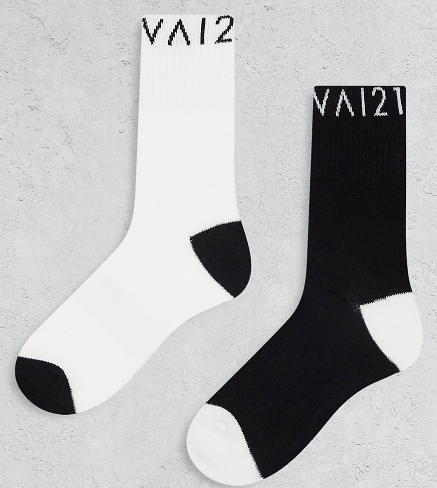 Vai21 2 Pack Tennis Socks In Black And Cream-white