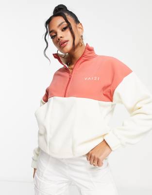 Vai21 Color Block Funnel Neck Fleece In Pink And Cream-multi