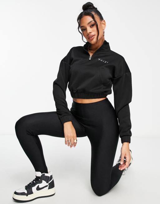 Half zip 2025 cropped hoodie