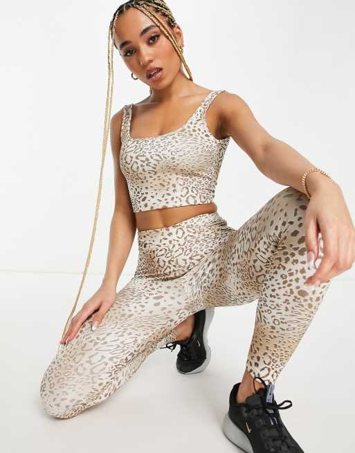 VAI21 - Legging cache-cœur d'ensemble à imprimé léopard - Gris, 2 de 4