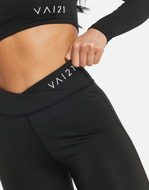 VAI21 leggings in black, 3 of 4