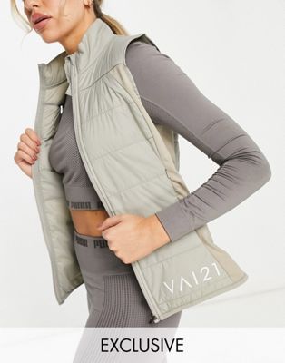 VAI21 puffer gilet in taupe