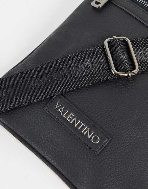 Oude tijden kan zijn Zachtmoedigheid Valentino Bags Alex small flight bag with gunmetal hardware in black | ASOS