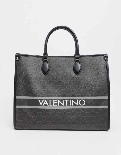 Valentino Bags Babila Svart Totevaska Med Logga Egradu Fmed