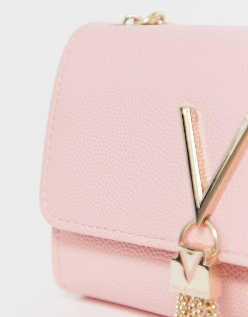 Baby pink 2025 valentino bag