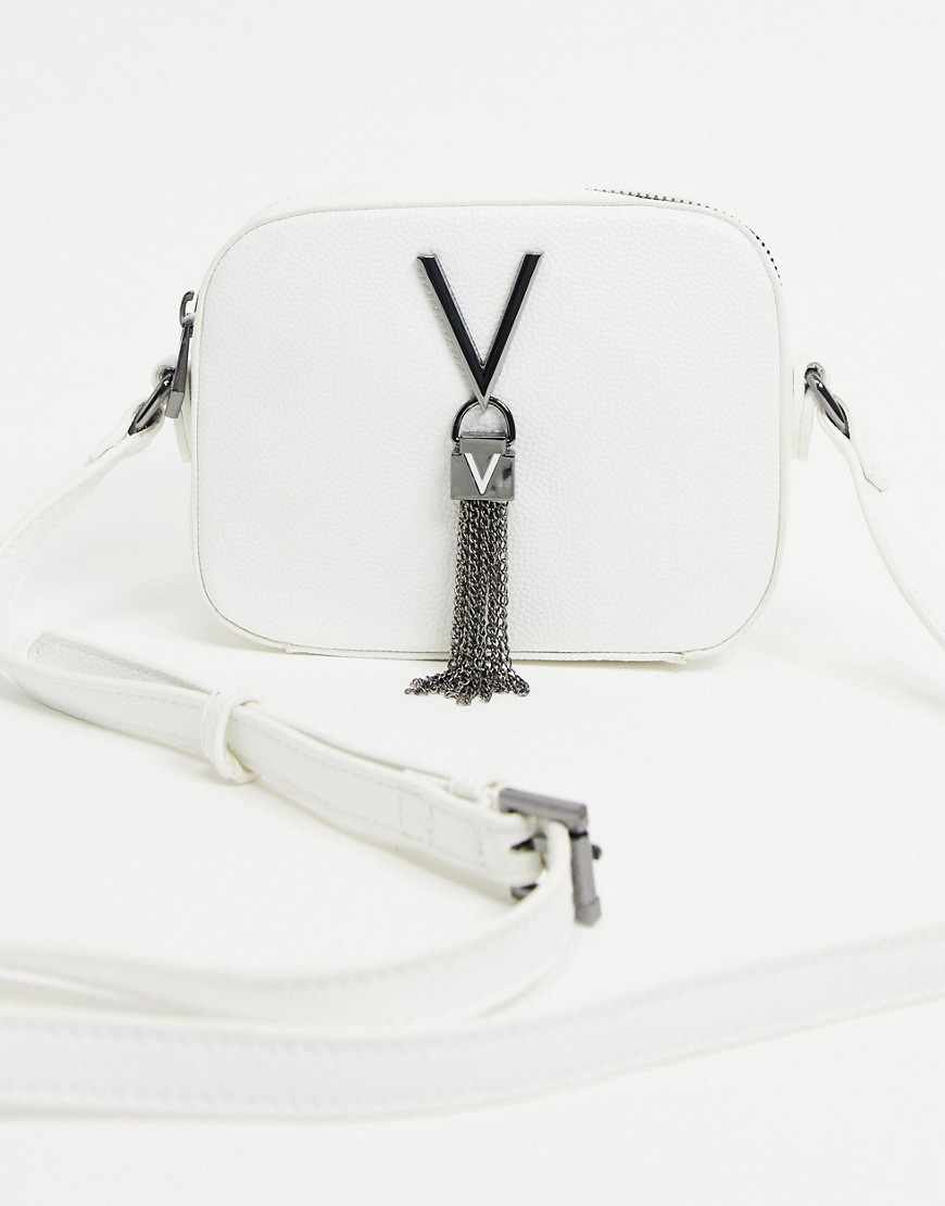 Valentino Bags – Divina – Vit axelremsväska i kameramodell med tofs-Vita