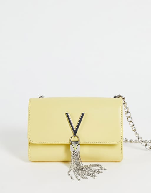 Valentino Bags – Divina – Żółta składana torebka crossbody z ozdobnym frędzlem