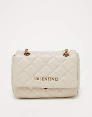 Valentino Bags - Ocarina - Sac bandouli?�re matelass?� ?� cha?�ne d'?�paule - Blanc | ASOS