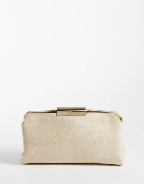 Valentino - bolso clutch bandolera con estampado de cocodrilo en crema - view 1