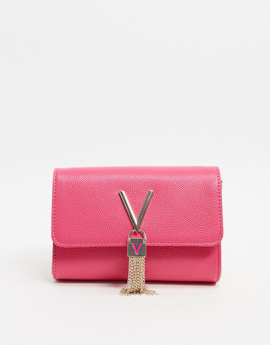 Valentino by Mario Valentino - Divina crossbody-taske med flap og kvast i pink