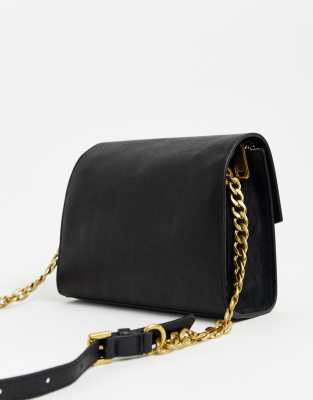 black shoulder bag with chain strap