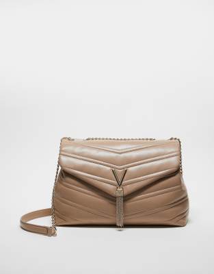 Valentino privilege large quilted shoulder bag in beige-Neutral