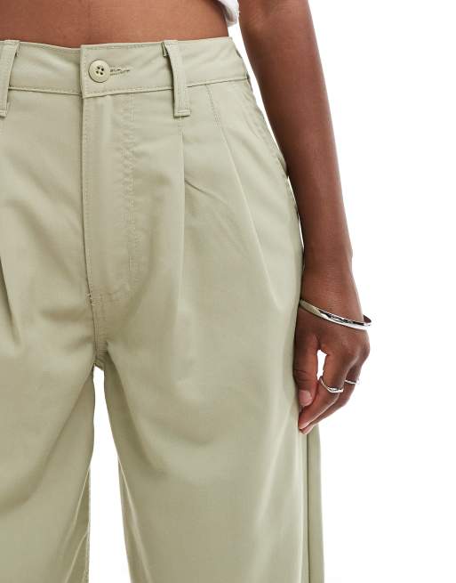 Vans alder relaxed pleated trousers in light tan