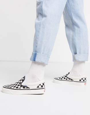 vans slip on checkerboard on feet