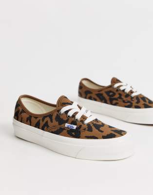 khaki vans with leopard print