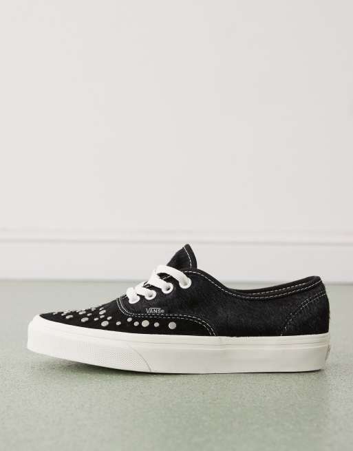 Vans Authentic in black/marshmallow | ASOS