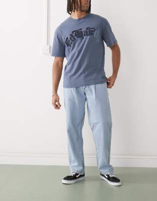 Vans Authentic – Palmhill – Schmal zulaufende Loose Fit Denim-Jeans in verblasstem Blau - view 1