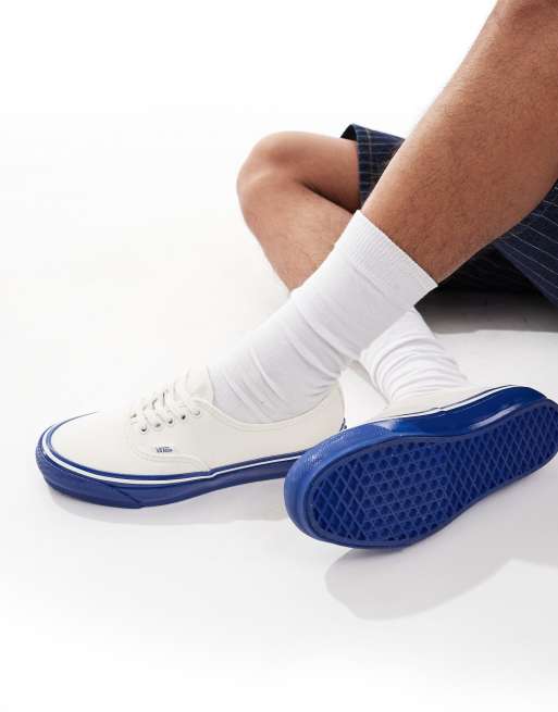 Vans Authentic - Premium 44 in wit en blauw