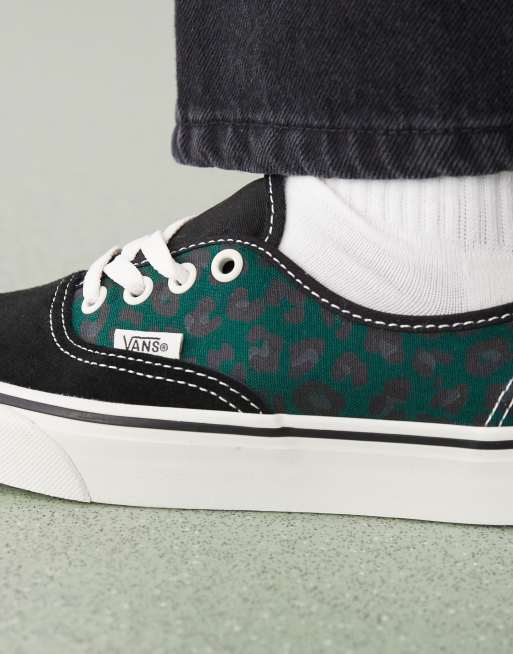 Vans Authentic – Sneaker in Schwarz und Grün mit Leopardenprint, 4 von 4
