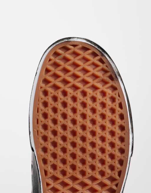 Vans Authentic Sneaker in Schwarz und Rot mit Schachbrettmuster, 5 von 5