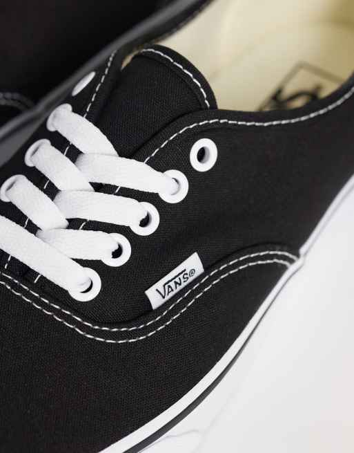 Vans Authentic – Sneaker in Schwarz und Weiß, 4 von 5