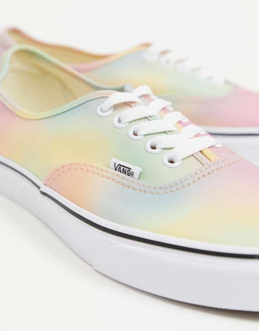 Vans best sale aura authentic