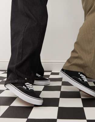 Vans Authentic Sneakers In Black And White