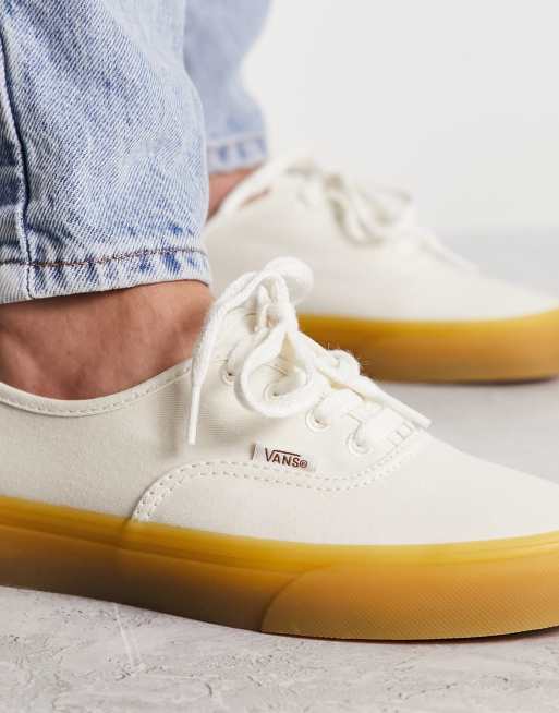 White slip on vans with hot sale gum sole