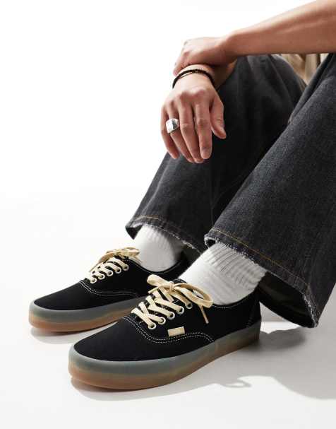 Vans Authentic trainers in black with gum sole - view 1