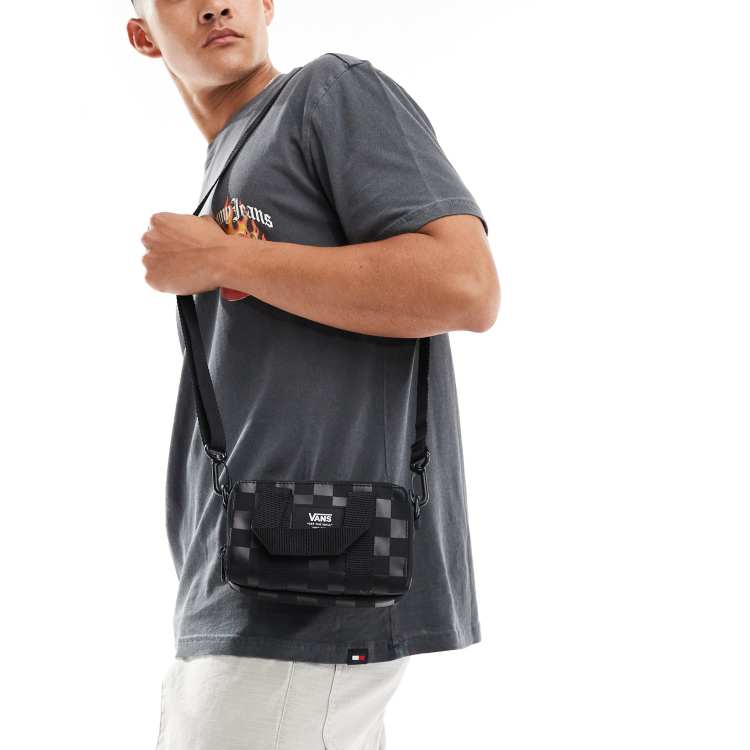 Vans Block Geldborsen Handtasche in Schwarz mit Schachbrettmuster ASOS