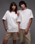 [Vans] Vans blocked box central tonal logo loose fit t-shirt in off white M Off white