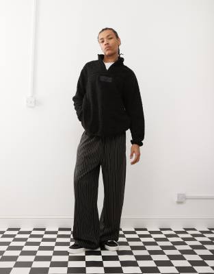 Vans boxed sherpa 1/4 fleece in black
