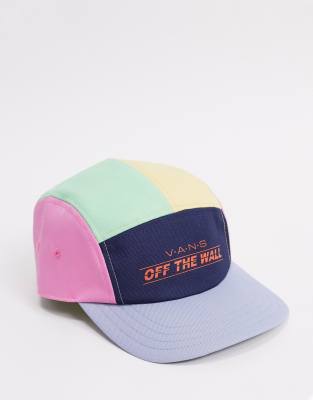 casquette multicolore
