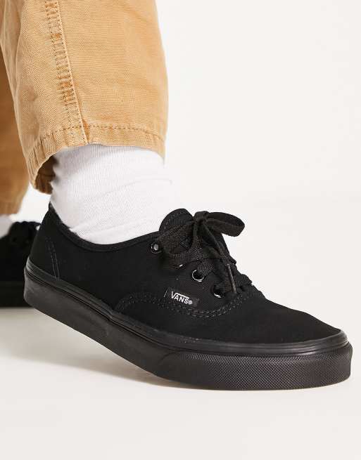 Vans triple hotsell black authentic