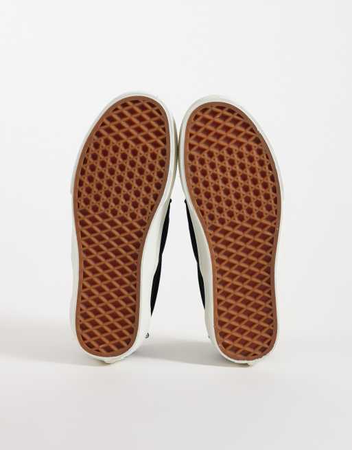 Vans classic checkerboard slip on in black, 5 of 5
