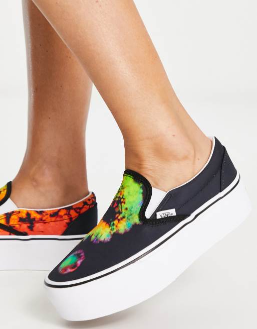 wraak kleding stof draai Vans Classic - Instapper-sneakers met hoge zool en tie-dye in multi | ASOS