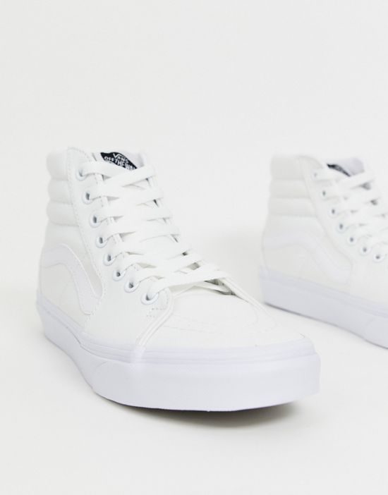 https://images.asos-media.com/products/vans-classic-sk8-hi-sneakers-in-triple-white/202648094-1-white?$n_550w$&wid=550&fit=constrain