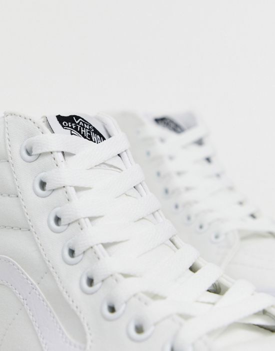 https://images.asos-media.com/products/vans-classic-sk8-hi-sneakers-in-triple-white/202648094-2?$n_550w$&wid=550&fit=constrain
