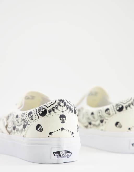 Vans women's clearance skull shoes