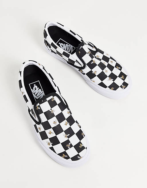 Vans Classic Slip-On Bee Check sneakers in black/true white | ASOS