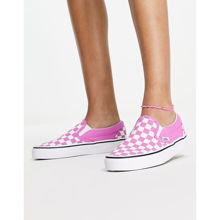 Vans Classic Slip On checkerboard trainers in pink