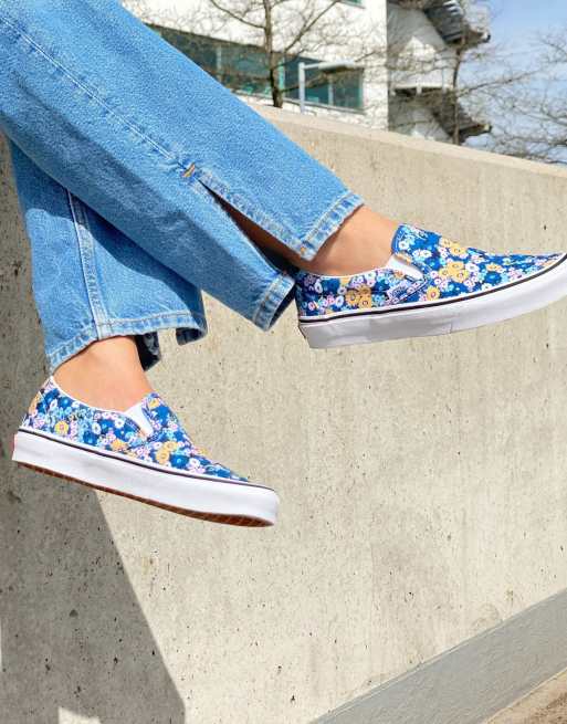 Vans classic slip-On floral trainers in multi, 2 of 4