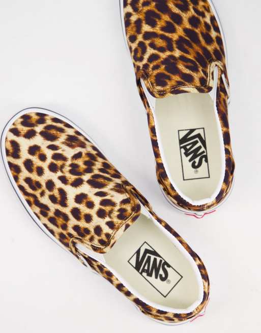 Ligeramente fácilmente Acostumbrar Vans Classic Slip-On leopard print sneakers in black | ASOS