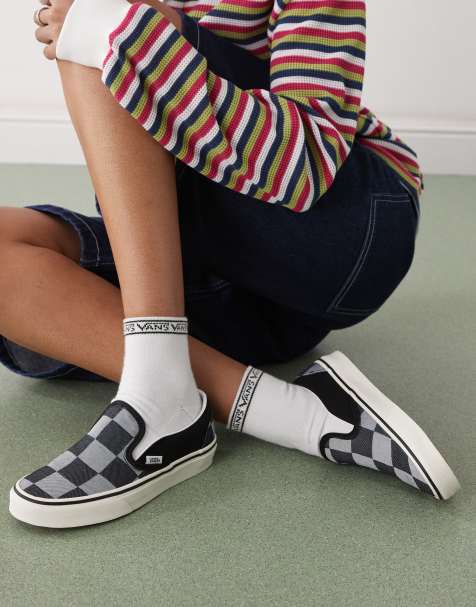 Vans – Classic Slip-ON Monochrome – Sneaker zum Hineinschlüpfen in Schwarz mit Schachbrettmuster - view 1