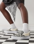 [Vans] Vans Classic Slip-On Platform checkerboard sneakers in black and white 46 Black