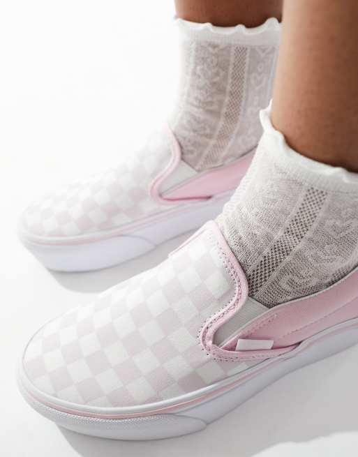 Vans classic slip on platform trainers in pink and white ASOS