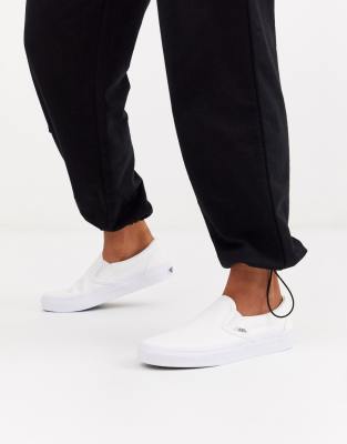 vans classic slip on platform white