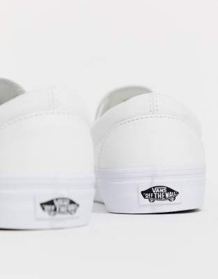 vans slip on all white